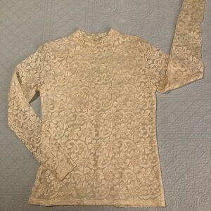 Vintage floral lace long sleeve top. Size medium.